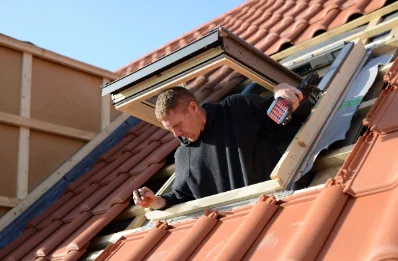 Pose de fenêtres de toit Velux à Sommeval